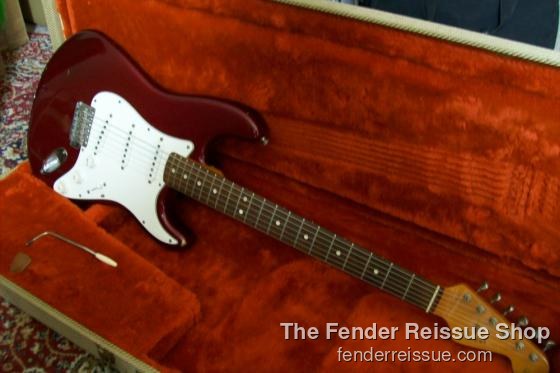 1984 Fender '62 Reissue Stratocaster — 100 0392 0
