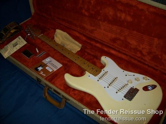 1982 Fender '57 Reissue Stratocaster — 100 0675